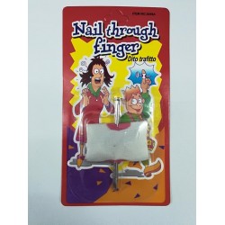 Τρικ Καρφί στο δάχτυλο